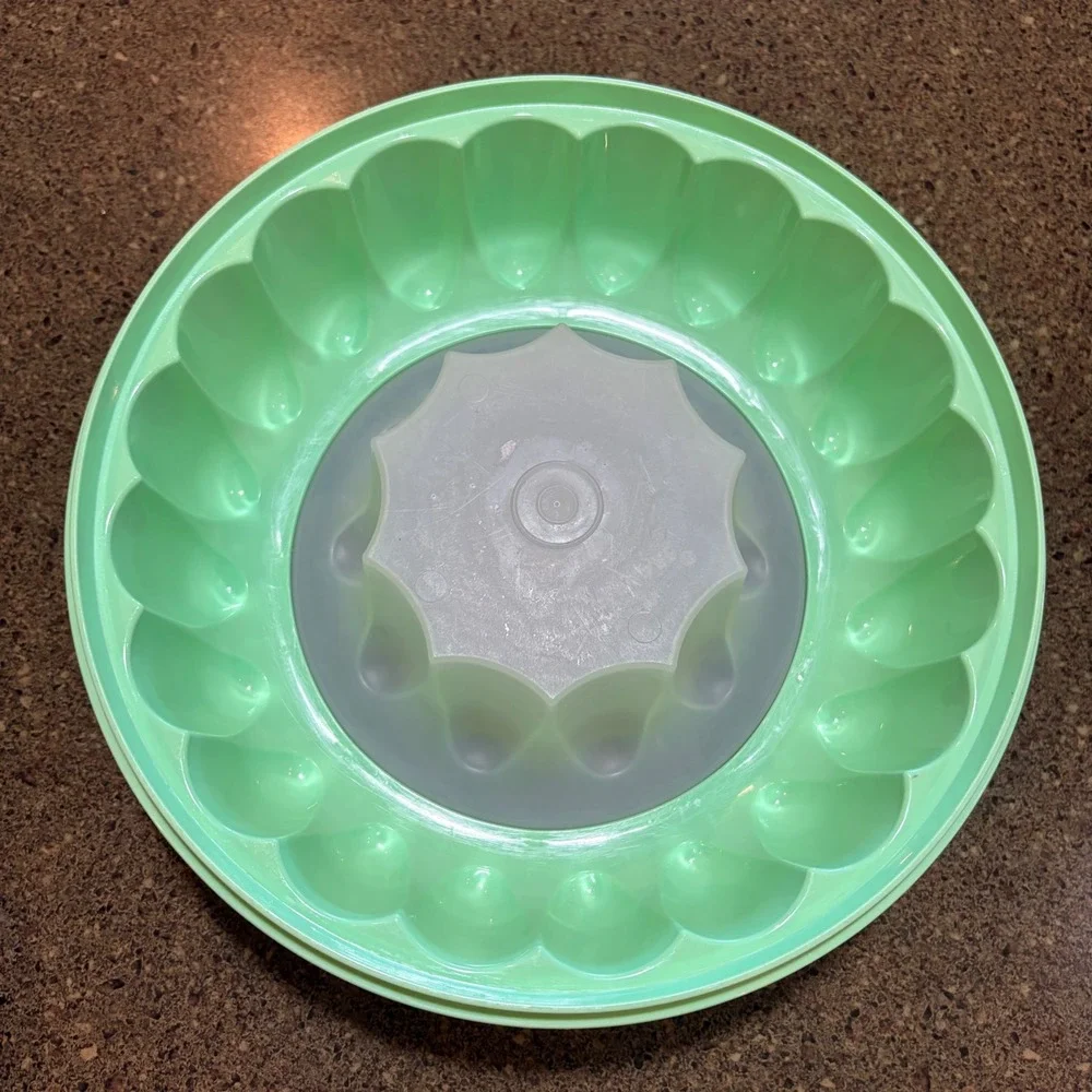 Tupperware good clean